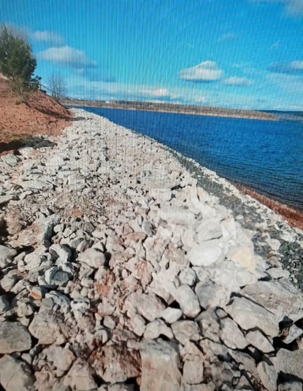 Берег Братского водохранилища укреплен в Балаганске