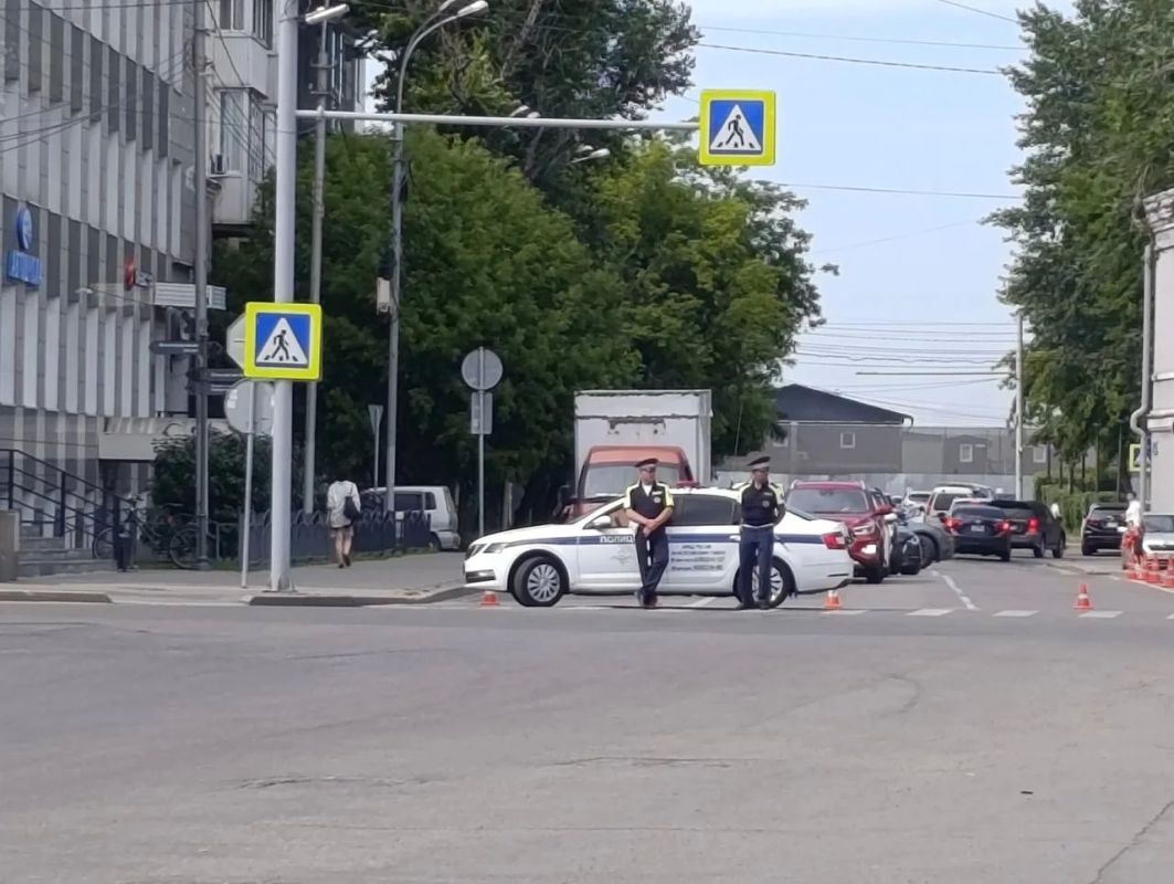 Тем временем в Иркутске начали собираться пробки Тем временем в Иркутске начали собираться пробки