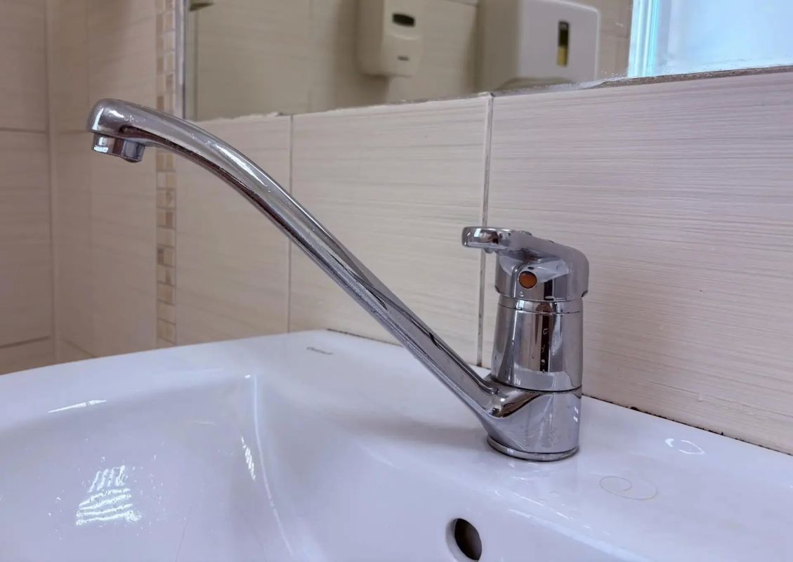 Плановое отключение холодной воды пройдет в части Куйбышевского района