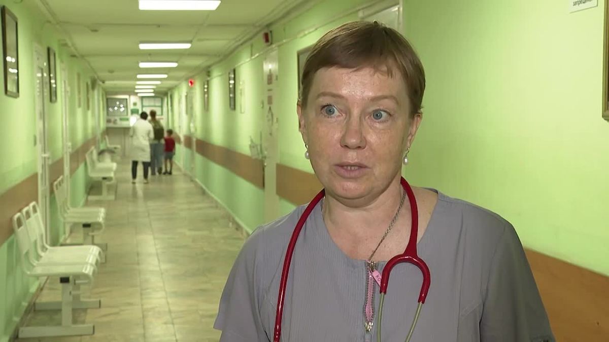 Игорь Кобзев: Знакомьтесь, Натаван Мурадова – студентка 5-го курса педиатрического факультета ИГМУ, уже второй год подряд она проводит лето в белом халате в составе медицинского студотряда «Ангария»