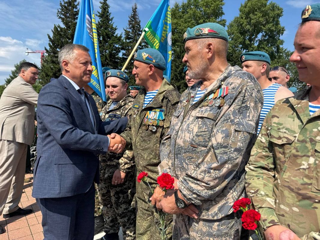День ВДВ: символ отваги и несгибаемой силы духа День ВДВ: символ отваги и несгибаемой силы духа