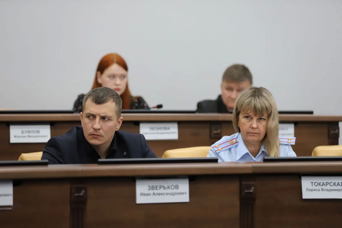 Руслан Болотов: Провели заседание совета по противодействию коррупции и межведомственной комиссии по профилактике правонарушений вместе с коллегами, представителями МУ МВД России «Иркутское», МЧС Руслан Болотов: Провели заседание совета по противодействию коррупции и межведомственной комиссии по профилактике правонарушений вместе с коллегами, представителями МУ МВД России «Иркутское», МЧС