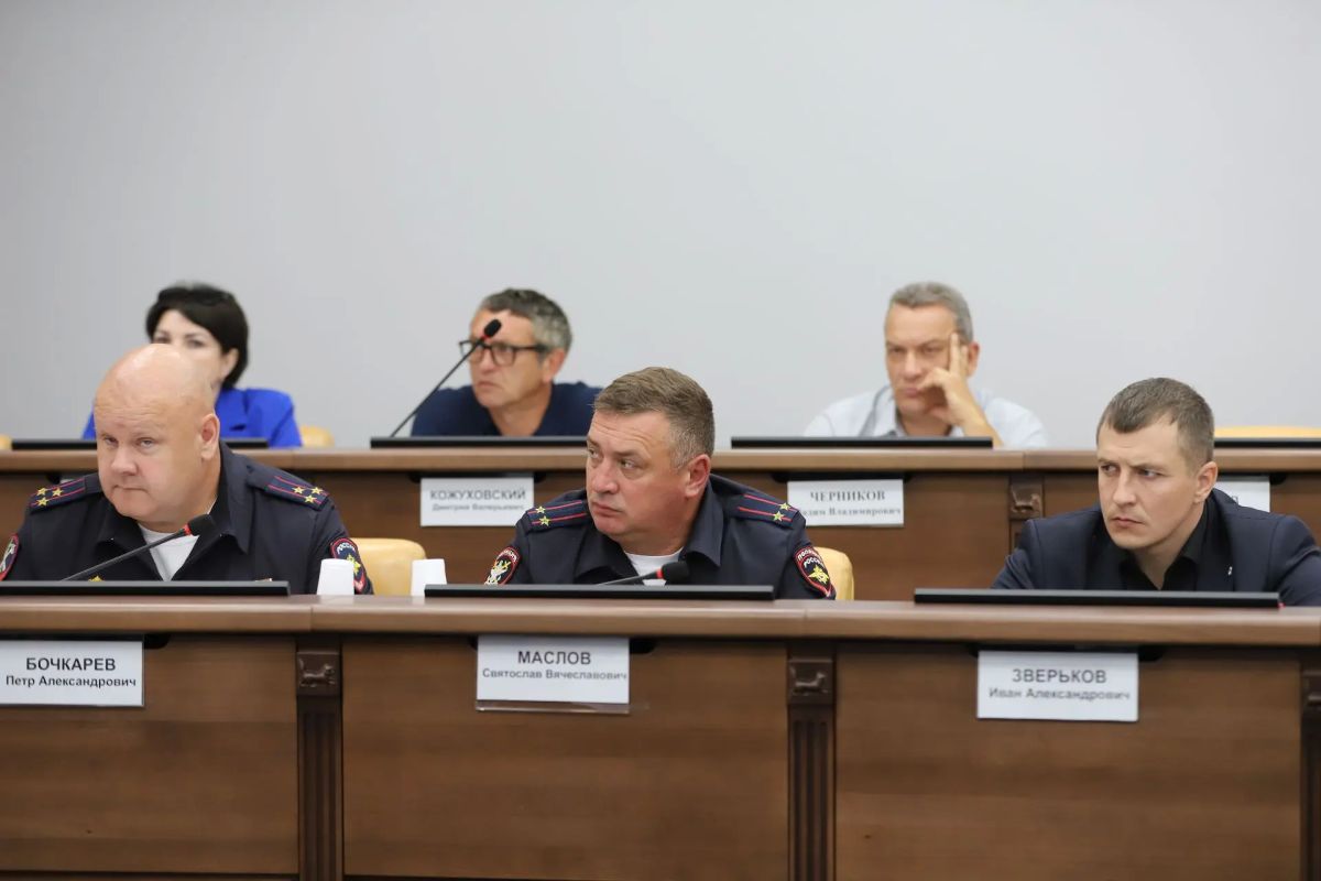 Патриотическое воспитание молодежи и профилактику правонарушений обсудили в Иркутске Патриотическое воспитание молодежи и профилактику правонарушений обсудили в Иркутске