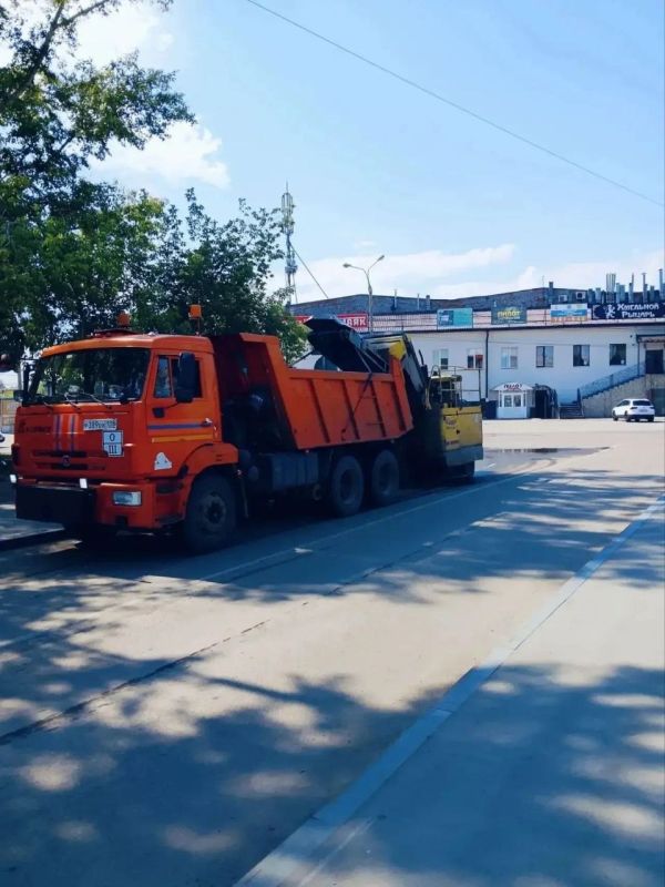 Иркутск становится чище: городские службы активно работают над уборкой улиц Иркутск становится чище: городские службы активно работают над уборкой улиц