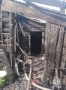 Дознаватель МЧС спас из горящего дома женщину с детьми в Усть-Ордынском
