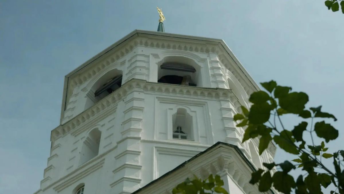 Старейший храм Иркутска обновили: завершен ремонт колокольни Спасской церкви Старейший храм Иркутска обновили: завершен ремонт колокольни Спасской церкви