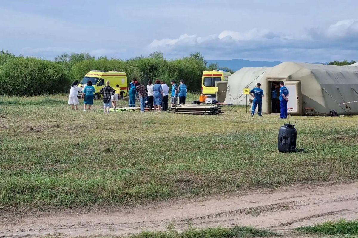 Специалисты Иркутского областного центра медицины катастроф приняли участие в масштабных учениях в Республике Бурятия Специалисты Иркутского областного центра медицины катастроф приняли участие в масштабных учениях в Республике Бурятия