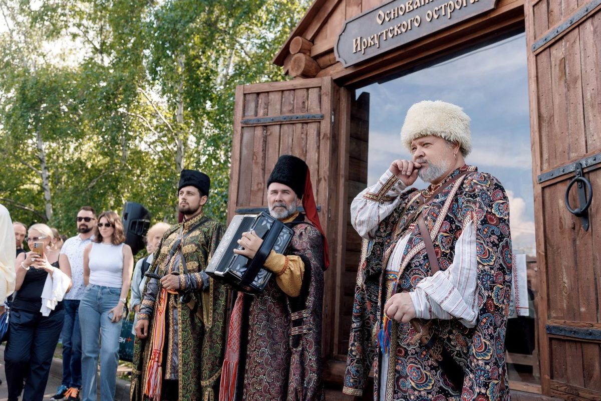 Новое арт-пространство «И-сторис» открылось на острове Конный