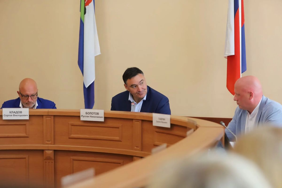 Руслан Болотов: Провёл планёрку с коллективом комитета городского обустройства Руслан Болотов: Провёл планёрку с коллективом комитета городского обустройства