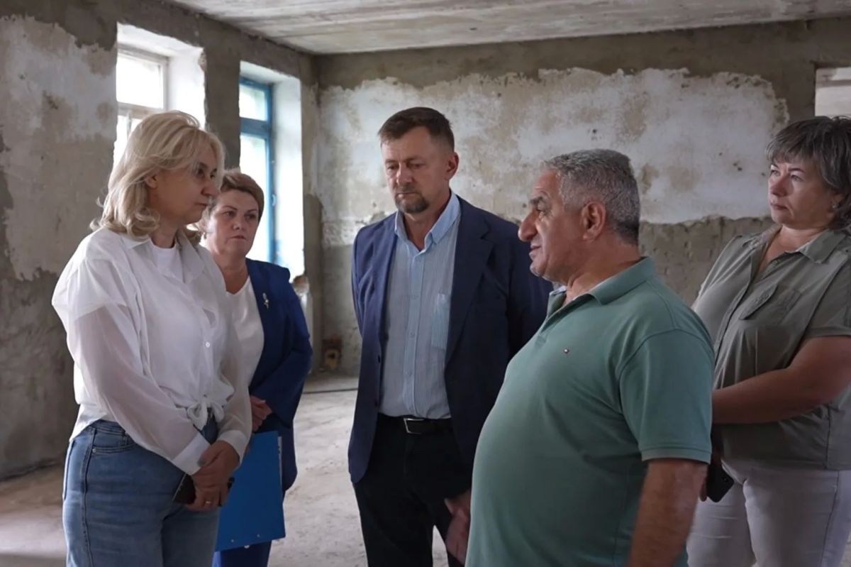 Наталья Дикусарова и Владимир Родионов оценили работу социальных объектов Нижнеудинского района Наталья Дикусарова и Владимир Родионов оценили работу социальных объектов Нижнеудинского района