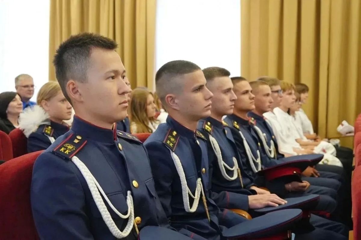 В Республике Беларусь для кадет СК России вновь стартовала гражданско-патриотическая смена «Подвиг прадедов в наших сердцах» В Республике Беларусь для кадет СК России вновь стартовала гражданско-патриотическая смена «Подвиг прадедов в наших сердцах»
