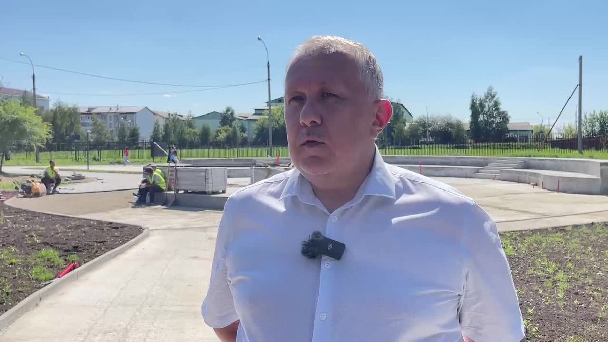 Игорь Кобзев: В 2026 году в Иркутске по федеральному проекту «Формирование комфортной городской среды» благоустраивается 7 пространств на общую сумму более 225 млн рублей. Вместе с мэром Иркутска Русланом Николаевичем...