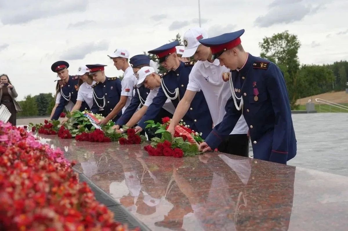 В Республике Беларусь для кадет СК России вновь стартовала гражданско-патриотическая смена «Подвиг прадедов в наших сердцах» В Республике Беларусь для кадет СК России вновь стартовала гражданско-патриотическая смена «Подвиг прадедов в наших сердцах»