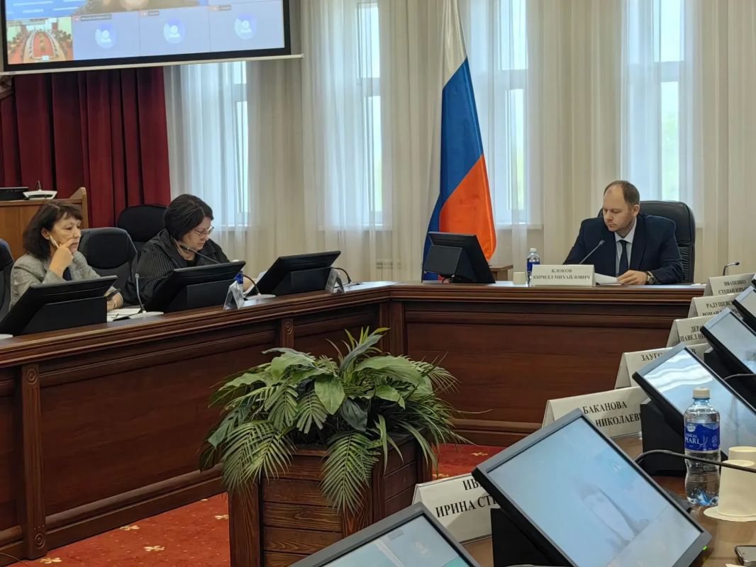 В Правительстве Иркутской области состоялось заседание межведомственной комиссии по противодействию нелегальной занятости