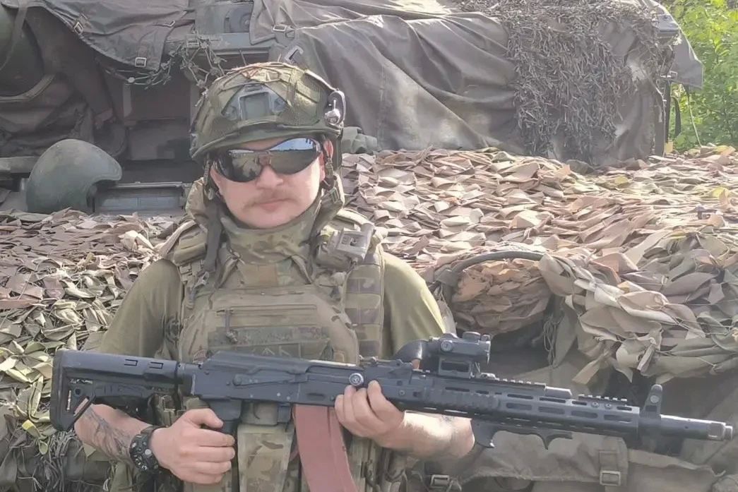 Ветеран СВО Ринат Абдулин трудоустроился на завод «Иркутсккабель» благодаря участию во Всероссийской ярмарке трудоустройства Ветеран СВО Ринат Абдулин трудоустроился на завод «Иркутсккабель» благодаря участию во Всероссийской ярмарке трудоустройства