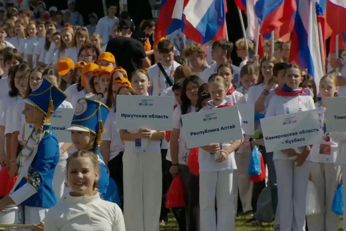 На V Международном детском культурном форуме Иркутскую область представили 12 талантливых ребят На V Международном детском культурном форуме Иркутскую область представили 12 талантливых ребят