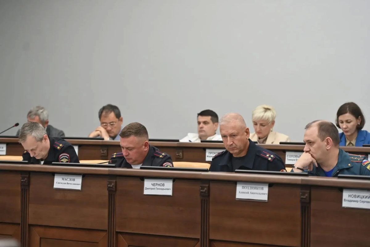 В администрации Иркутска обсудили ликвидацию последствий сильного ливня, а также подготовку к празднованию Дня знаний В администрации Иркутска обсудили ликвидацию последствий сильного ливня, а также подготовку к празднованию Дня знаний