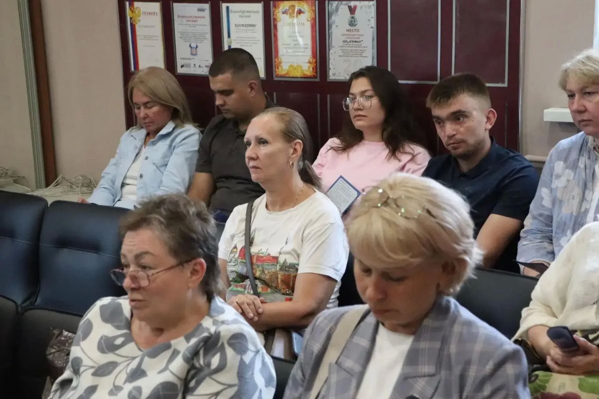 Вопросы ЖКХ обсудили на круглом столе в Октябрьском округе Иркутска Вопросы ЖКХ обсудили на круглом столе в Октябрьском округе Иркутска