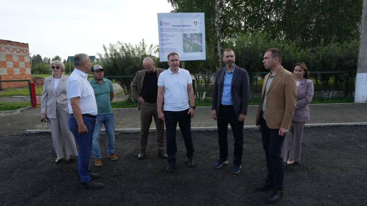 В Тайшете продолжается строительство социальных объектов и благоустройство общественных территорий В Тайшете продолжается строительство социальных объектов и благоустройство общественных территорий