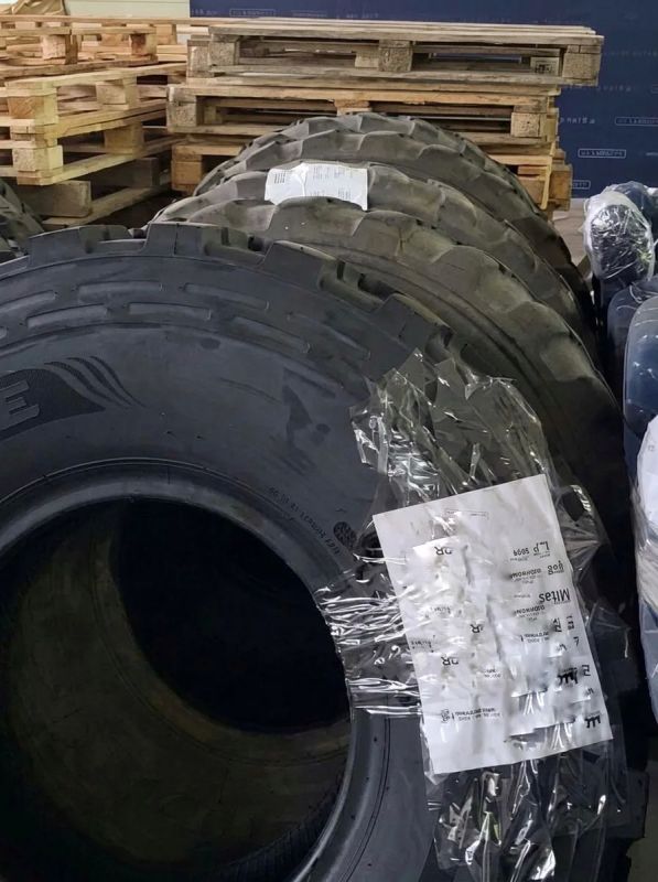 Депутат ЗС Вячеслав Новокрещенов помог волонтёрской группе «СВОи» из Хомутово приобрести спанбонд для изготовления маскировочных сетей Депутат ЗС Вячеслав Новокрещенов помог волонтёрской группе «СВОи» из Хомутово приобрести спанбонд для изготовления маскировочных сетей