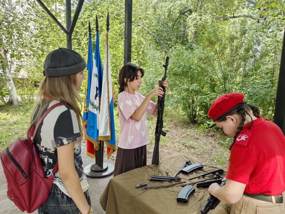Более 6000 жителей Иркутской области приняли участие в спортивных мероприятиях, посвященных Дню Государственного флага России Более 6000 жителей Иркутской области приняли участие в спортивных мероприятиях, посвященных Дню Государственного флага России