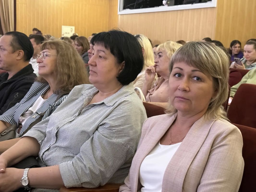 Векторы дальнейшего развития сферы культуры обсудили в Ангарске Векторы дальнейшего развития сферы культуры обсудили в Ангарске