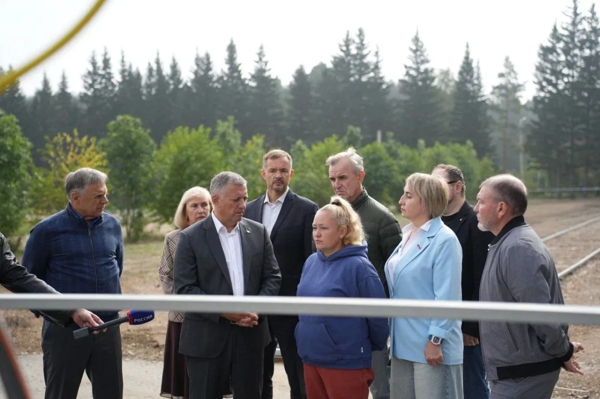 В поселке Мегет строят физкультурно-оздоровительный комплекс В поселке Мегет строят физкультурно-оздоровительный комплекс
