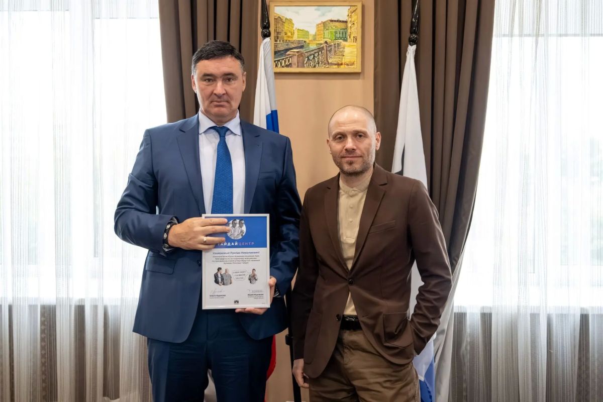 Руслан Болотов: Получили по-настоящему важную новость: дочь Леонида Гайдая Оксана Гайдай подписала соглашение о создании в Иркутске первого и единственного в России музея великого режиссёра Руслан Болотов: Получили по-настоящему важную новость: дочь Леонида Гайдая Оксана Гайдай подписала соглашение о создании в Иркутске первого и единственного в России музея великого режиссёра