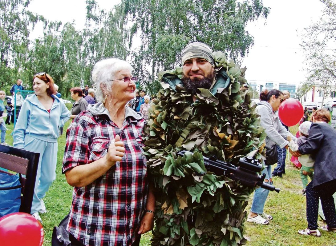 В День российского флага, 22 августа, в Иркутске прошли праздничные мероприятия в различных локациях В День российского флага, 22 августа, в Иркутске прошли праздничные мероприятия в различных локациях