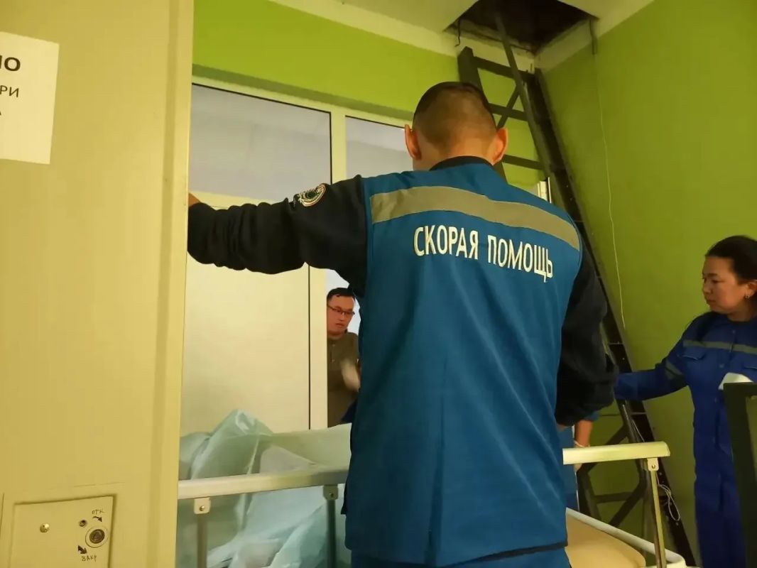 Пострадавшего после нападения медведя мужчину в Бурятии доставили в больницу