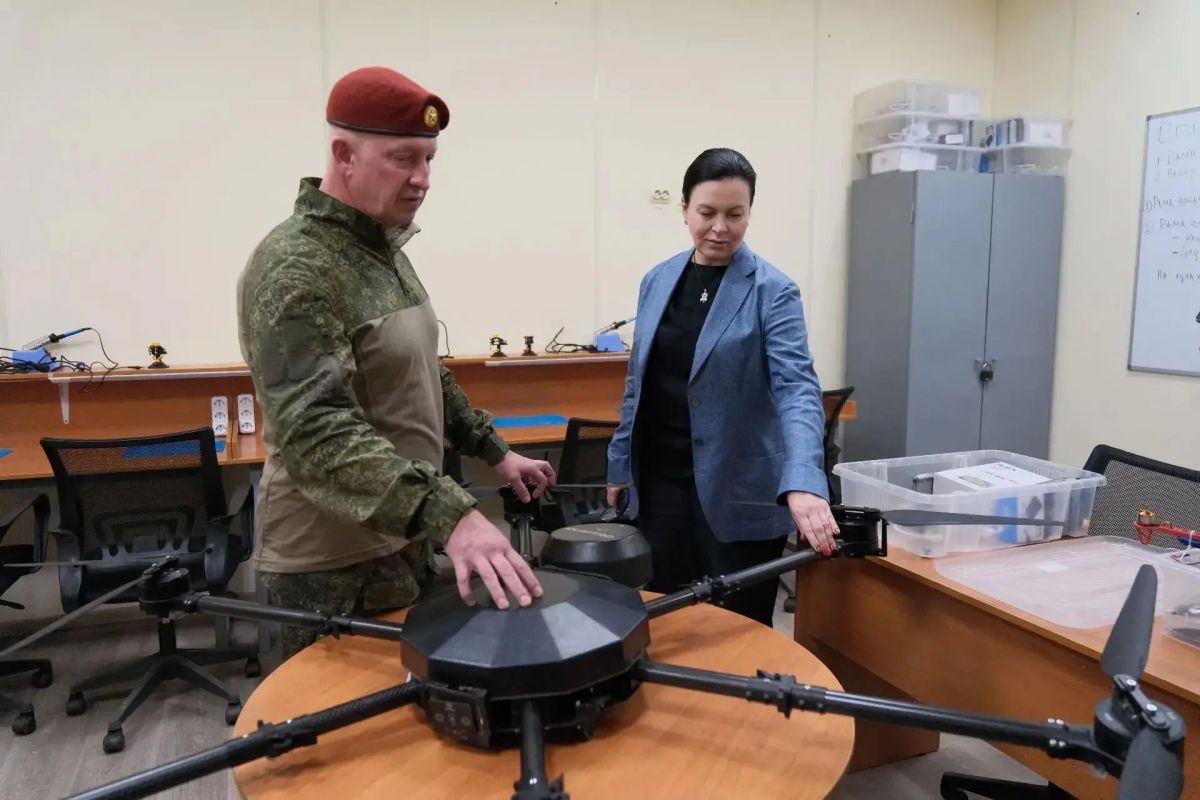 Депутат Госдумы Мария Василькова ознакомилась с работой иркутского центра «Патриот» Депутат Госдумы Мария Василькова ознакомилась с работой иркутского центра «Патриот»