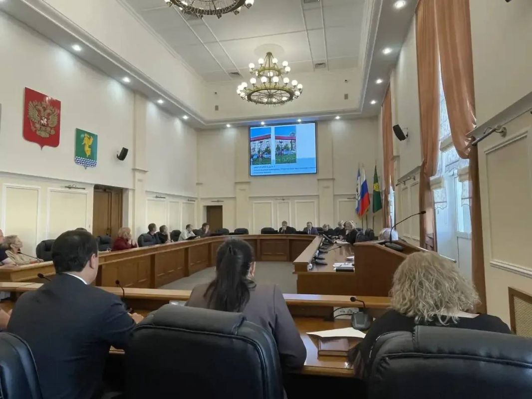Сергей Петров: Провели плановое совещание с руководителями жилищных компаний Сергей Петров: Провели плановое совещание с руководителями жилищных компаний