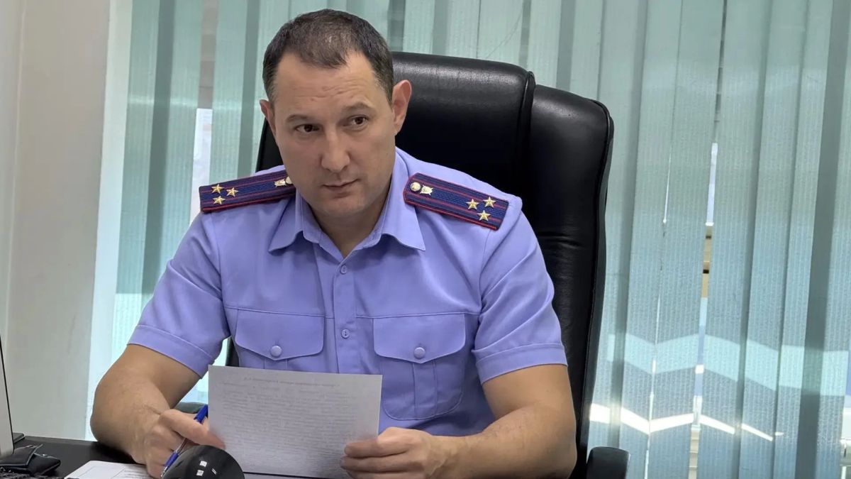 Заместитель руководителя следственного управления провел личный прием граждан из числа детей-сирот и детей, оставшихся без попечения родителей