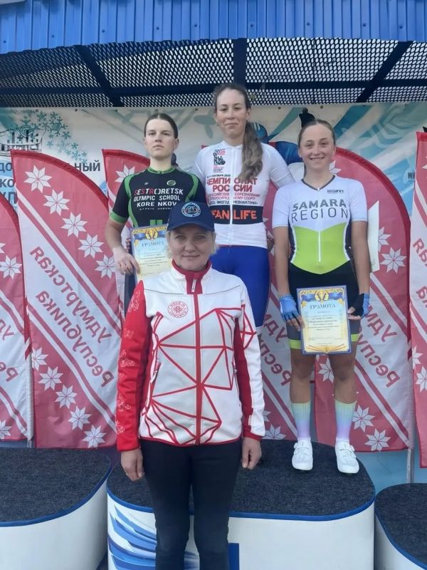 Спортсменка Иркутской области Виктория Шишкина стала победителем генеральной классификации многодневной гонки во всероссийских соревнованиях по велосипедному спорту на шоссе Спортсменка Иркутской области Виктория Шишкина стала победителем генеральной классификации многодневной гонки во всероссийских соревнованиях по велосипедному спорту на шоссе
