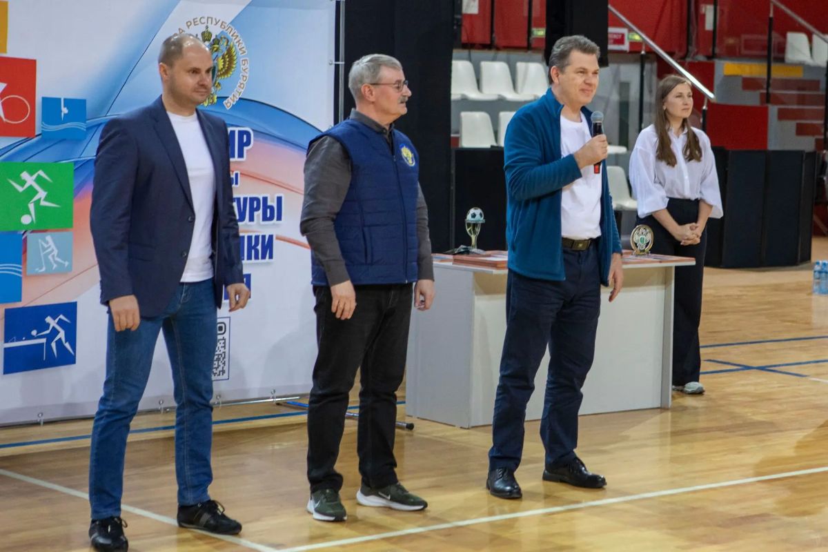 Команда Восточно-Сибирской транспортной прокуратуры приняла участие в межрегиональном турнире по мини-футболу в Улан-Удэ Команда Восточно-Сибирской транспортной прокуратуры приняла участие в межрегиональном турнире по мини-футболу в Улан-Удэ