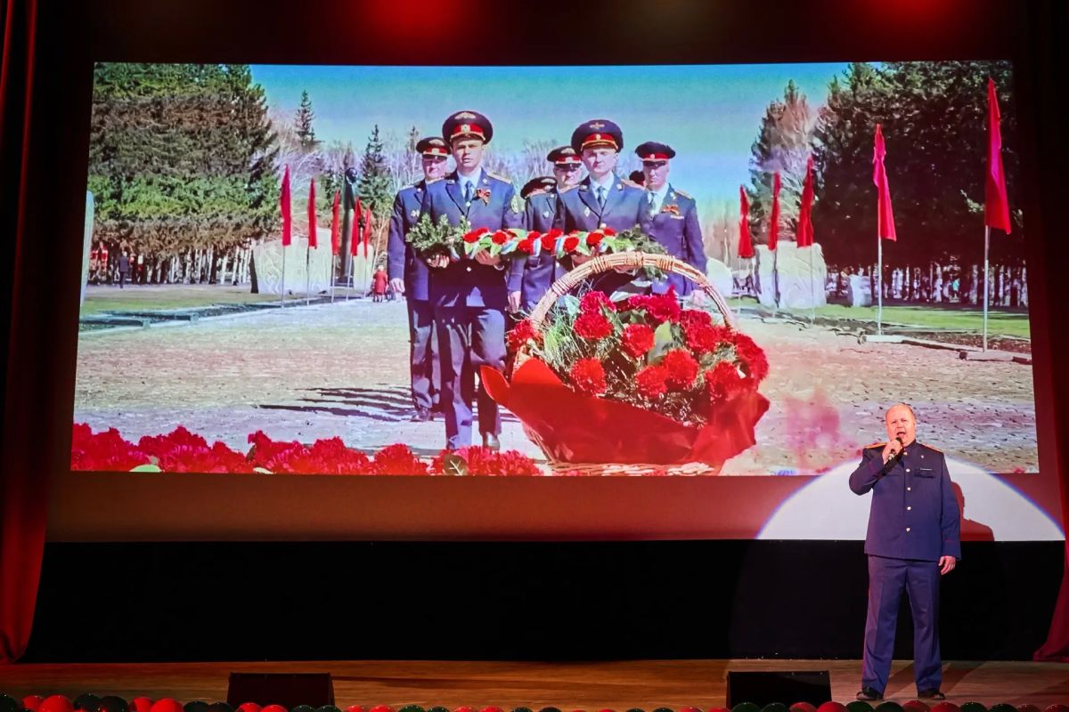 В Иркутске завершился второй этап Международного конкурса художественной самодеятельности Следственного комитета Российской Федерации среди следственных управлений по Сибирскому федеральному округу В Иркутске завершился второй этап Международного конкурса художественной самодеятельности Следственного комитета Российской Федерации среди следственных управлений по Сибирскому федеральному округу