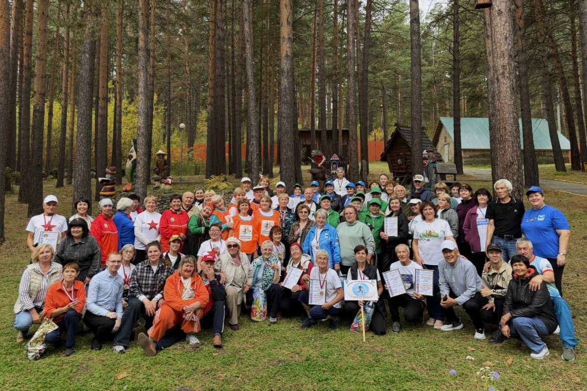 В Приангарье участниками финального этапа фестиваля по скандинавской ходьбе среди граждан пожилого возраста стали 45 спортсменов