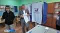 Участие в голосовании на выборах депутатов Государственной Думы принял полномочный представитель президента России в Сибирском федеральном округе Анатолий Серышев