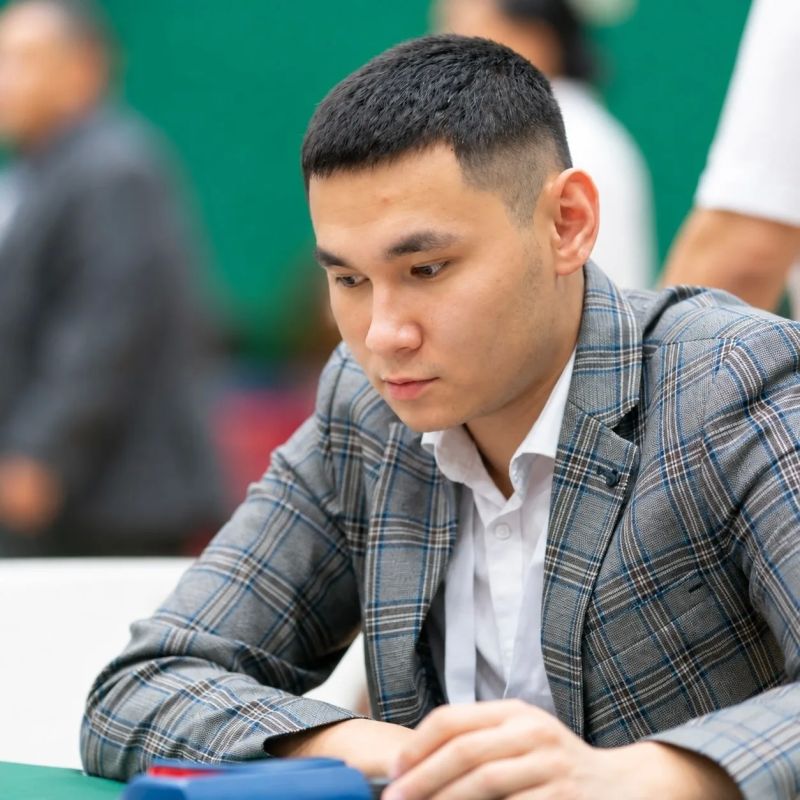 Иркутский спортсмен Дмитрий Сыренов выиграл серебряную медаль на Кубке России по русским шашкам по спорту глухих, который с 18 по 21 сентября проводился на базе отеля «Снегурочка» в Костроме Иркутский спортсмен Дмитрий Сыренов выиграл серебряную медаль на Кубке России по русским шашкам по спорту глухих, который с 18 по 21 сентября проводился на базе отеля «Снегурочка» в Костроме