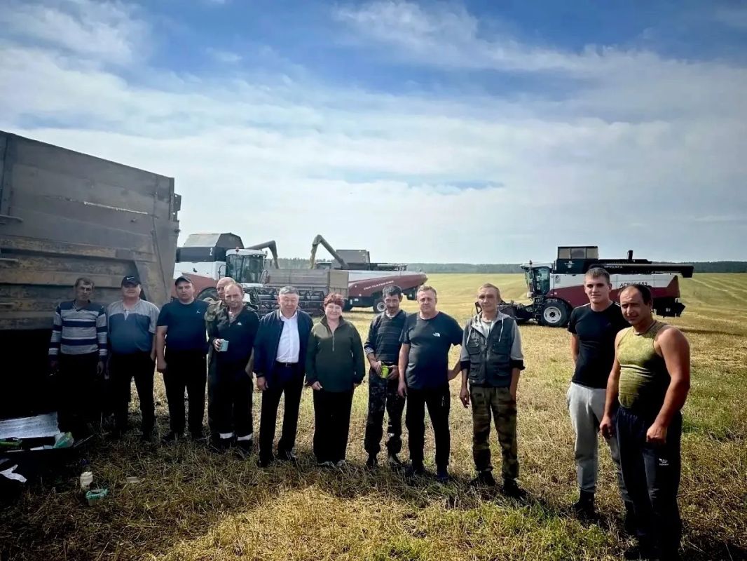 Сергей Гомбоев оценил ход уборочной кампании в Приангарье