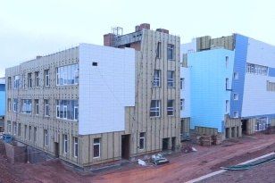 Более 2 млрд рублей направят на завершение крупнейшей школы Братска
