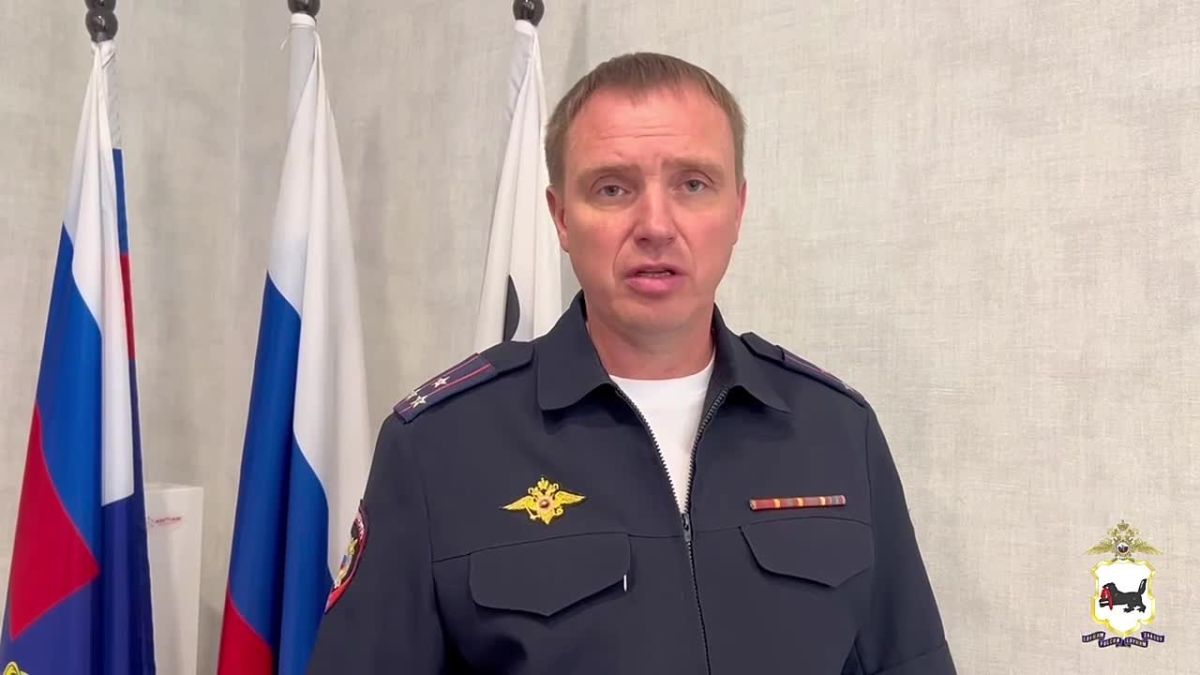 Иркутянка поблагодарила полицейского, который помог ей выбраться из перевернувшейся машины