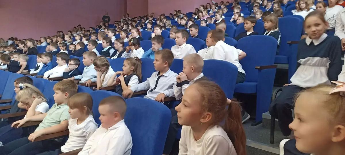 За безопасность вместе. Транпортные полицейские в Тулуне приняли участие в проведении масштабного комплексного профилактического дня «За безопасность вместе» За безопасность вместе. Транпортные полицейские в Тулуне приняли участие в проведении масштабного комплексного профилактического дня «За безопасность вместе»