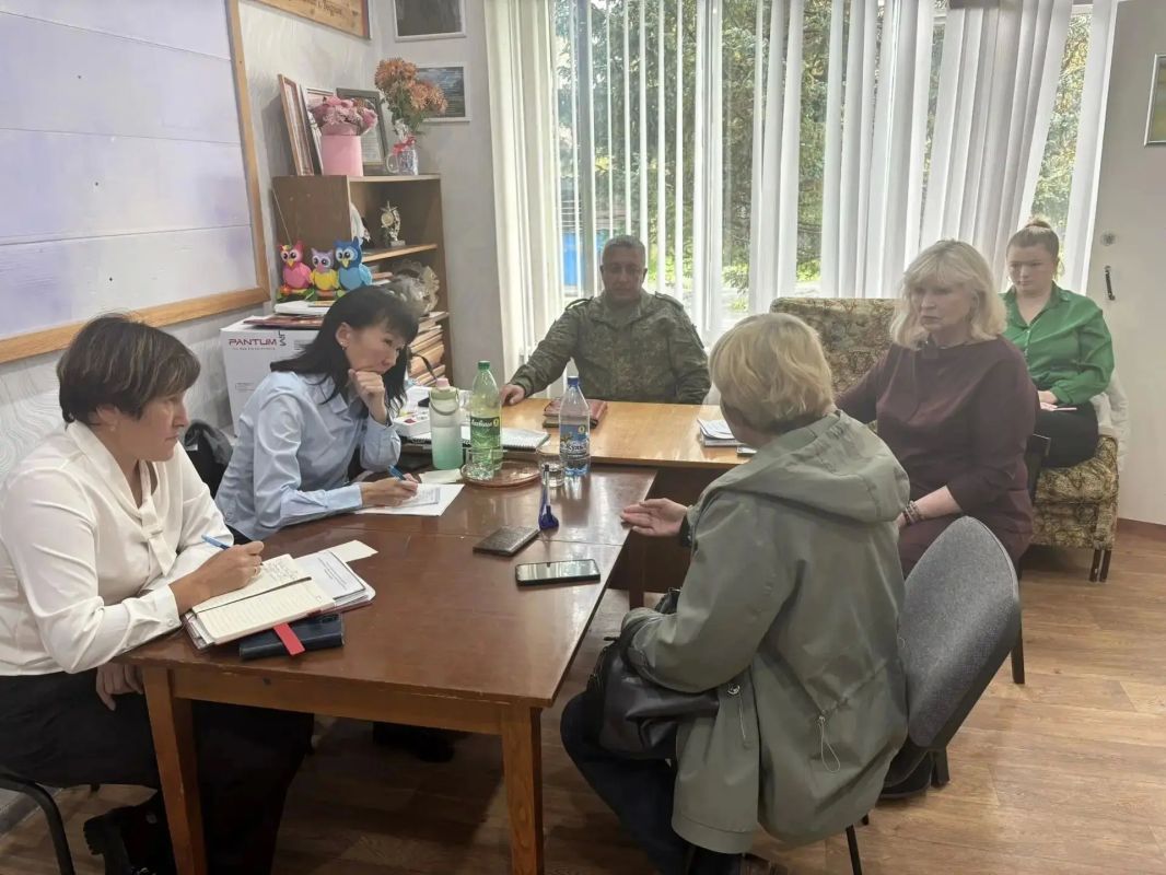 Мы помним каждого, кто встал на защиту Отечества, и никогда не забудем их подвиги Мы помним каждого, кто встал на защиту Отечества, и никогда не забудем их подвиги