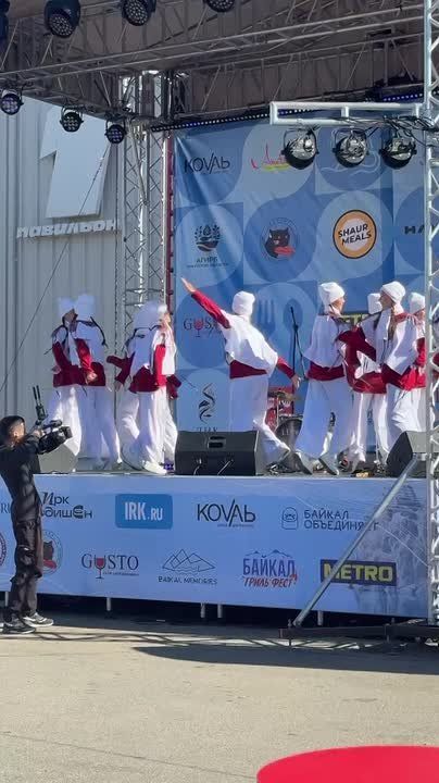 Фестиваль открыт!