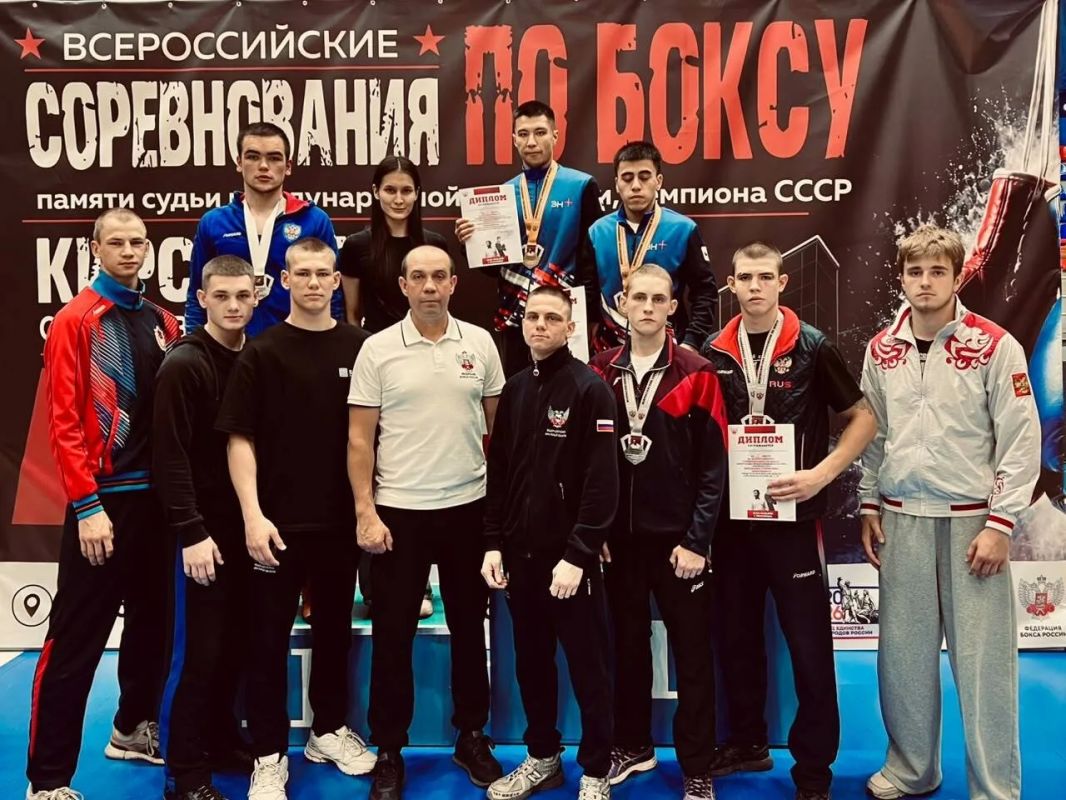 Спортсмены Прибайкалья выиграли 12 медалей на всероссийских соревнованиях по боксу памяти судьи международной категории, чемпиона СССР Станислава Кирсанова