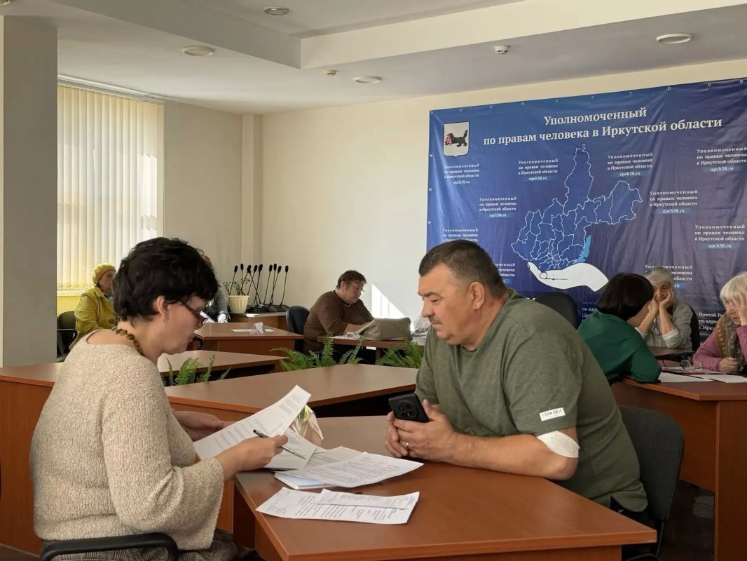 В аппарате Уполномоченного по правам человека в Иркутской области прошел тематический прием граждан, приуроченный к Дню пожилого человека В аппарате Уполномоченного по правам человека в Иркутской области прошел тематический прием граждан, приуроченный к Дню пожилого человека