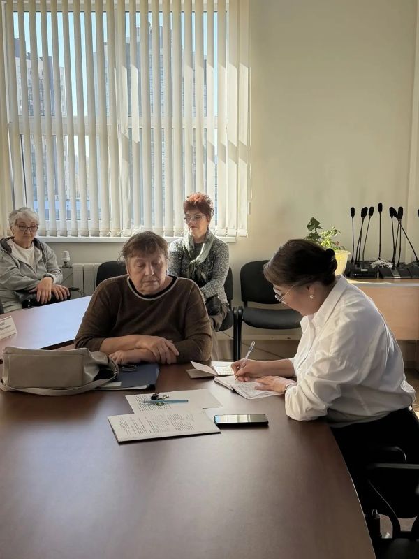 В аппарате Уполномоченного по правам человека в Иркутской области прошел тематический прием граждан, приуроченный к Дню пожилого человека В аппарате Уполномоченного по правам человека в Иркутской области прошел тематический прием граждан, приуроченный к Дню пожилого человека