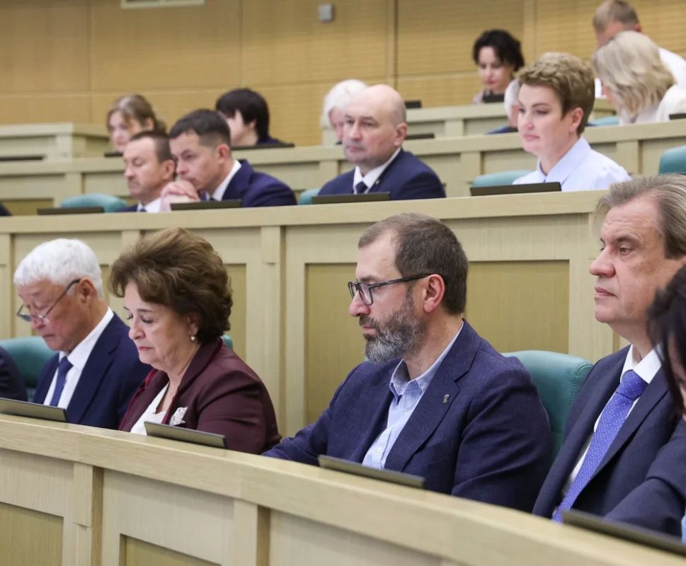 Александр Ведерников принял участие в парламентских слушаниях о проекте федерального бюджета на ближайшие три года