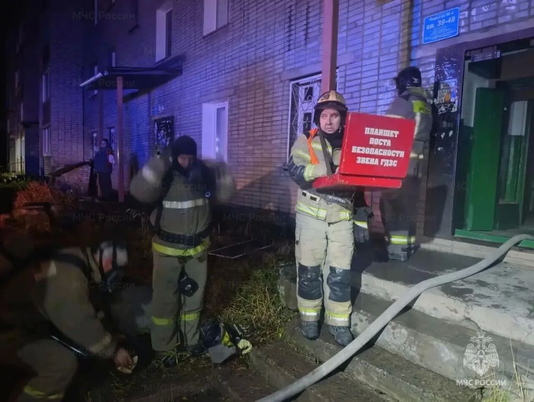 В Усть-Куте на пожаре спасли одиннадцать человек